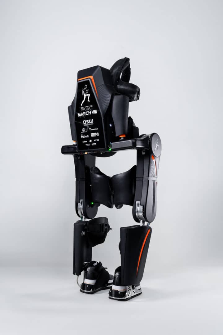 MARCH VIII exoskeleton back - Mijlpaal: zelfbalancerend exoskelet Project MARCH